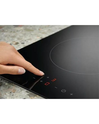 Варочная панель Electrolux LHR3233CK