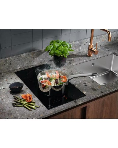Индукционная варочная панель Electrolux LIT30230C
