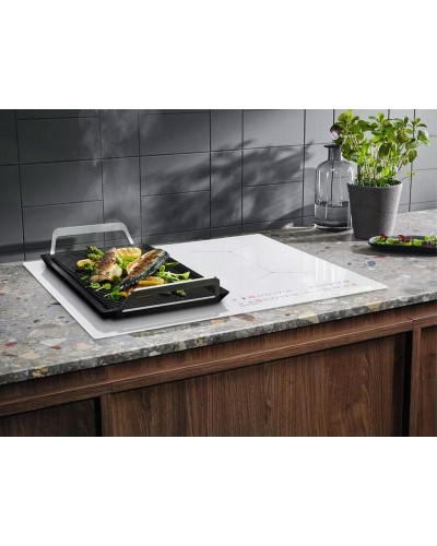 Варочная панель Electrolux EIS62449W