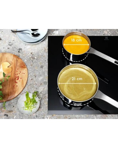 Варочная панель Electrolux EIS824