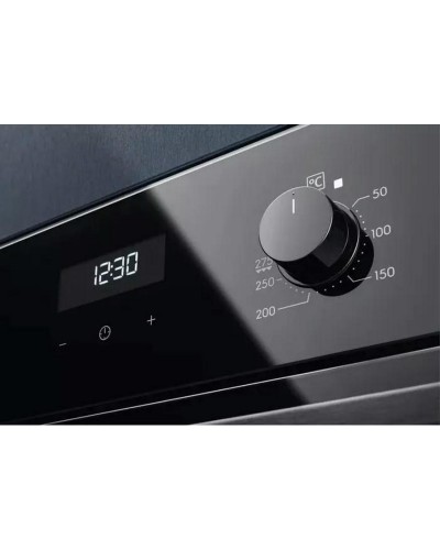 Духовой шкаф Electrolux EOF5C50BZ