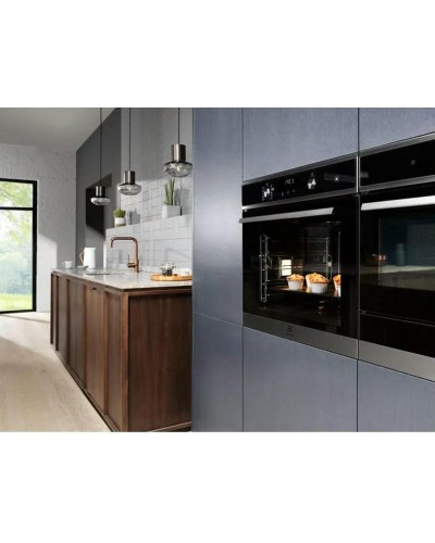 Духовой шкаф Electrolux EOF5C50BZ