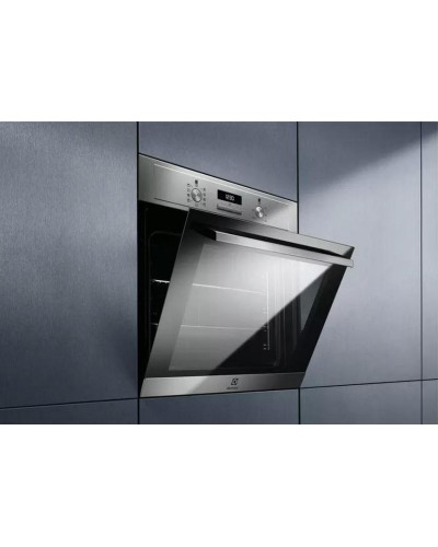 Духовой шкаф Electrolux EOF3H50BX