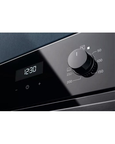 Духовой шкаф Electrolux OEF5C50Z