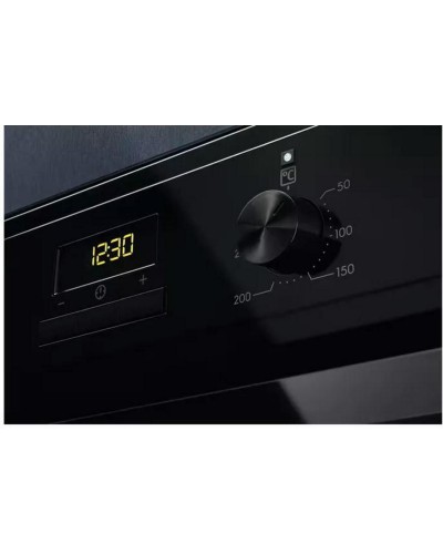 Духовой шкаф Electrolux EOF3H50BK