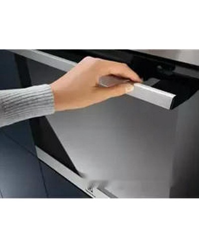 Духовой шкаф Electrolux EOF3H40X