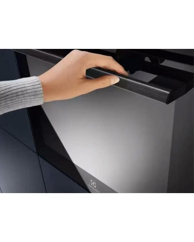 Электрический духовой шкаф Electrolux EOD6C77H