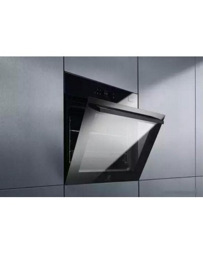 Духовой шкаф Electrolux COB8S39WZ