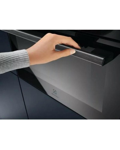 Микроволновая печь Electrolux EVK6E40Z