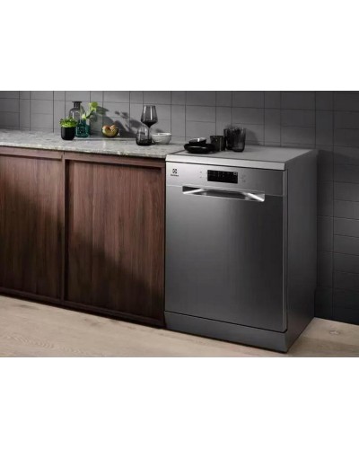 Посудомоечная машина Electrolux ESM48320SX