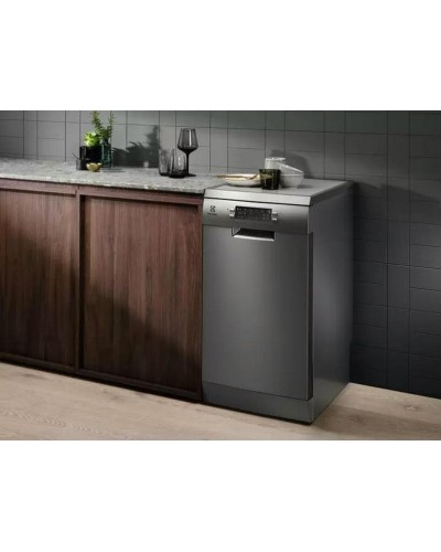 Посудомоечная машина Electrolux ESS43210SX