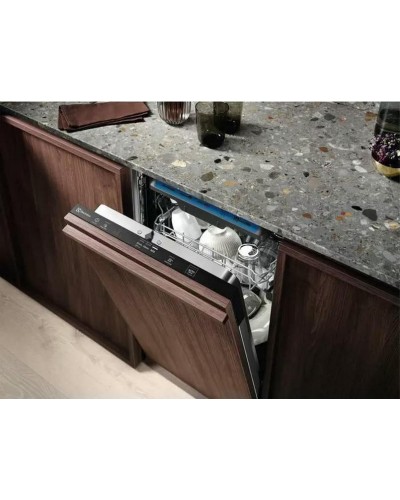 Встраиваемая посудомоечная машина Electrolux EEM62310L