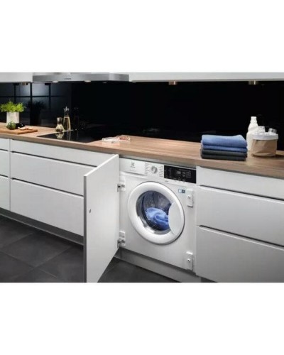 Стиральная машина Electrolux SteamCare 700 EWN7F447WIP