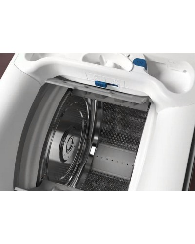 Стиральная машина с вертикальной загрузкой Electrolux SensiCare 600 EW6TN4272P