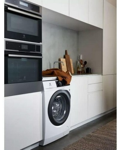 Стирально-сушильная машина Electrolux EW7WN361S