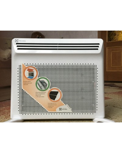 Конвектор электрический Electrolux Air Heat 2 EIH/AG2-2000 E(конвективно-инфракрасного типа)